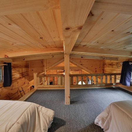 Eden Cabin Forested Tiny Home On Lookout Mtn チャタヌーガ エクステリア 写真